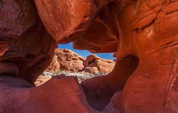 Небо, горы, скалы