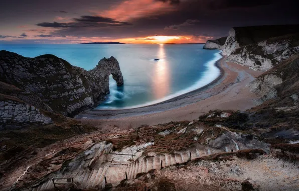 Картинка море, пляж, небо, скалы, арка, Великобритания
