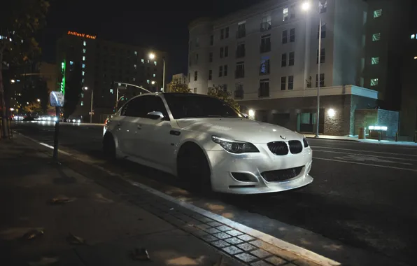 Картинка BMW, City, Night, E60, M5