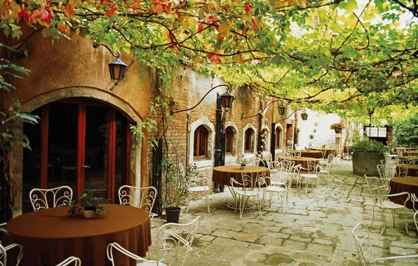 Листья, Италия, кафе