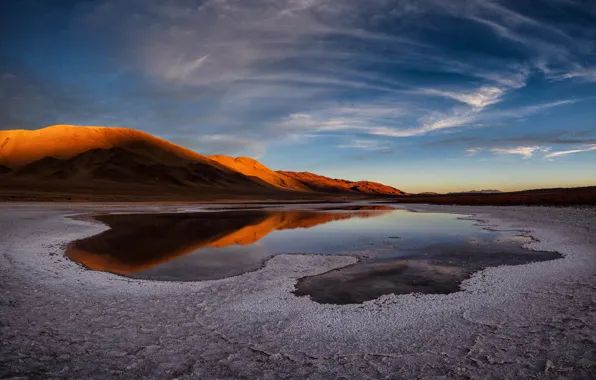 Картинка небо, вода, облака, горы, пустыня, sky, desert, пески