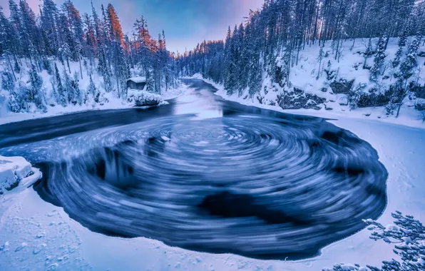 Картинка зима, лес, снег, деревья, река, избушка, домик, Финляндия