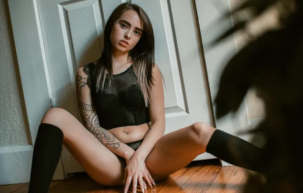 Lingerie, ass, panties, green eyes, boobs, blue eyes, model, tattoo
