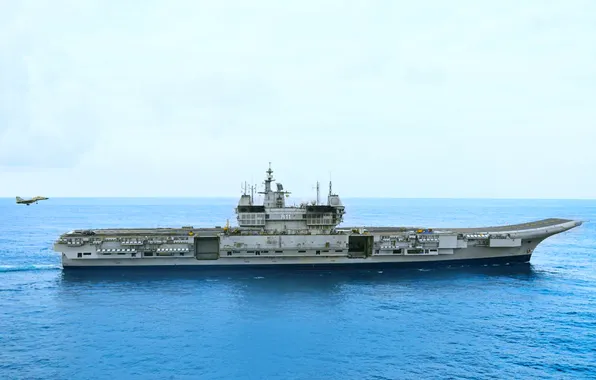 Авианосец, ВМС Индии, INS Vikrant