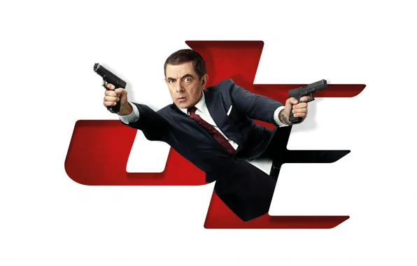 Картинка взгляд, поза, оружие, Rowan Atkinson, Роуэн Аткинсон, Johnny English Strikes Again, Агент Джонни Инглиш 3.0, …