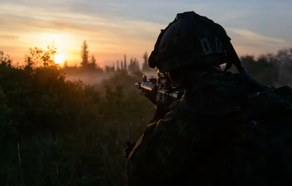 Картинка утро, солдат, оруже, Canadian Army