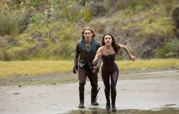 Girl, beach, man, sand, knife, suna, tv series, Poppy Drayton