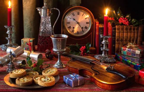 Вино, скрипка, часы, бокал, книги, свечи, печенье, подарки