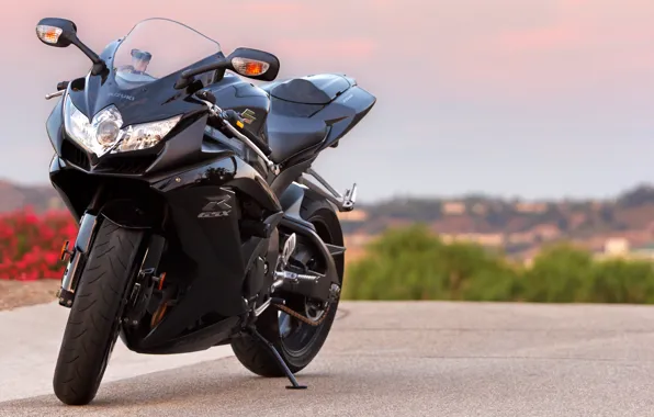 Картинка небо, чёрный, мотоцикл, суперспорт, suzuki, black, сузуки, gsx-r750