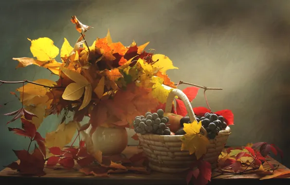 Картинка осень, листья, яблоки, виноград, натюрморт