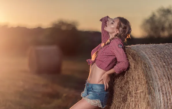 Картинка шорты, животик, сено, коса, рубашка, ножки, губки, Andrea Carretta