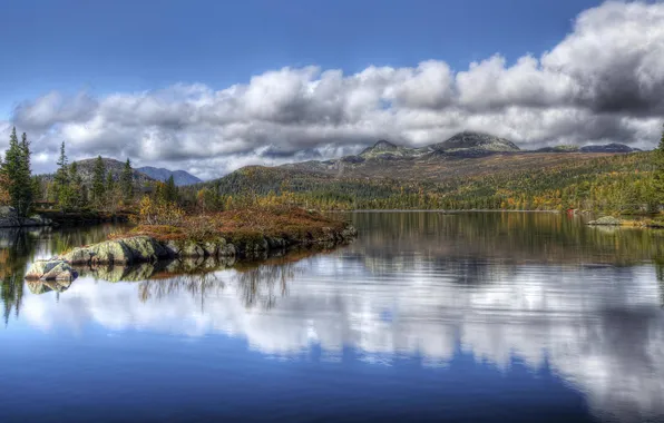 Картинка лес, облака, деревья, горы, озеро, камни, Норвегия, Tuddal