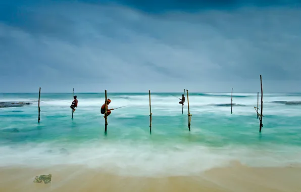 Картинка море, Шри-Ланка, Коггала, рыбаки на ходулях