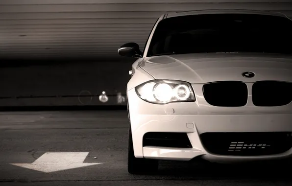 City, bmw, cars, auto, cars walls, 135i, Parking, Wallpapers auto