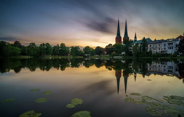 Картинка пруд, Германия, церковь, собор, Germany, Lübeck, Lübecker Dom