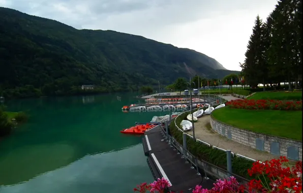 Озеро, гора, лодки, Набережная, Италия, Italy, mountain, boats