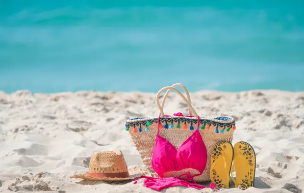 Картинка песок, море, пляж, купальник, лето, отдых, отпуск, шляпа
