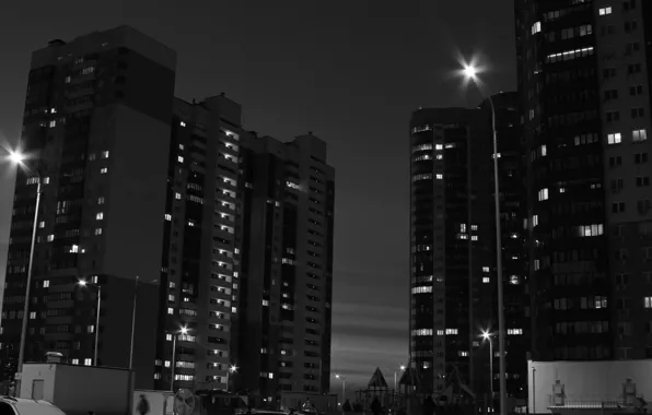 Небо, город, здания, дома, чёрно-белое, вечер, фонари, Россия