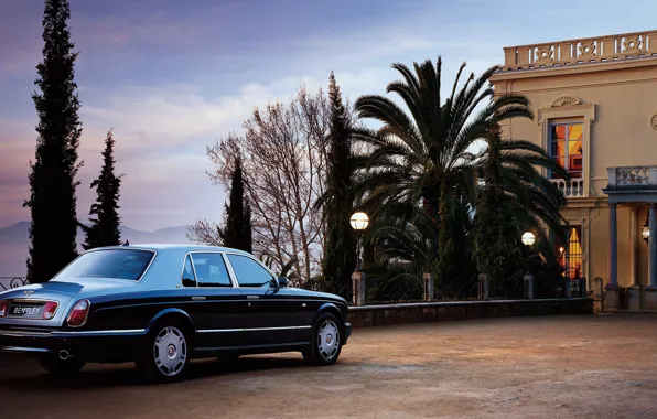 Пальма, вилла, Bentley, седан