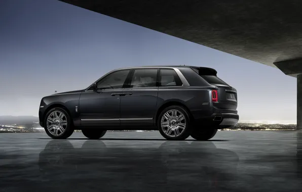 Rolls-Royce, 2018, Cullinan