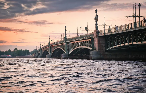 Мост, город, река