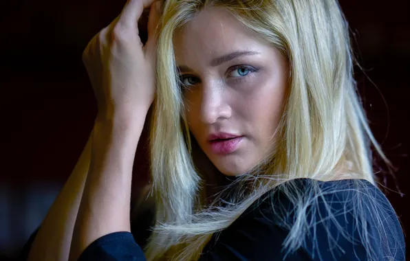 Картинка девушка, лицо, фон, модель, фигура, Martin Fuhrmann