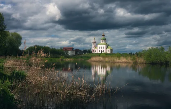 Облака, тучи, озеро, отражение, берег, камыш, церковь, храм