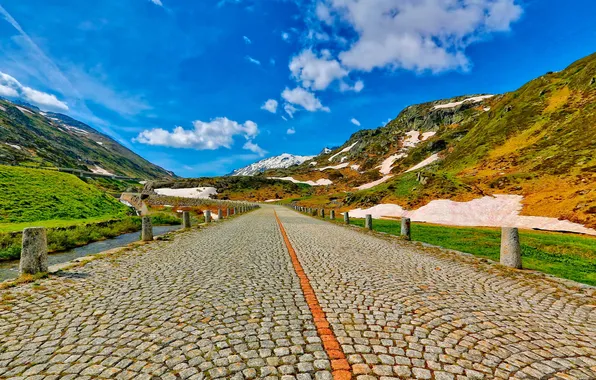 Дорога, небо, снег, горы