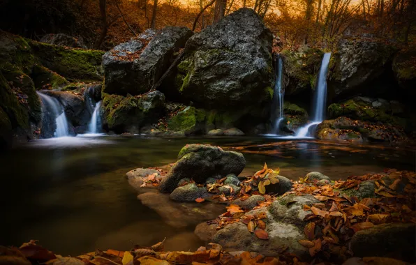 Картинка осень, лес, листья, пейзаж, природа, камни, водопад, Крым