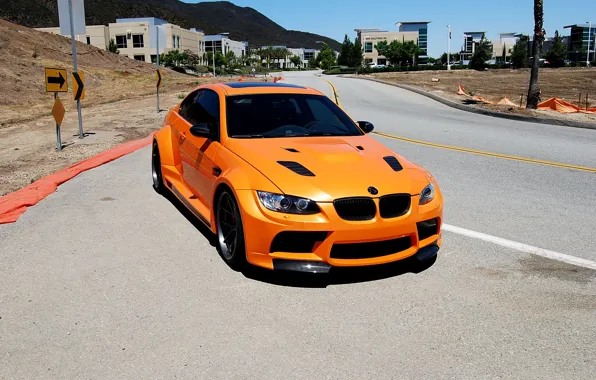 E92, M3, Road signs