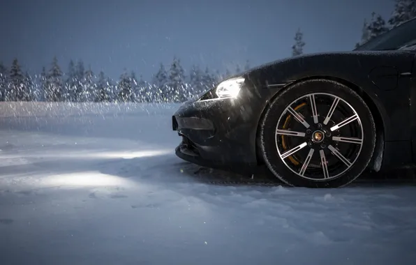 Картинка свет, снег, чёрный, фара, колесо, Porsche, 2020, Taycan
