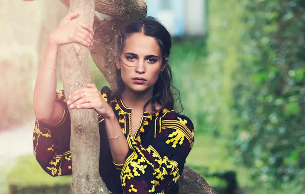 Взгляд, девушка, украшения, природа, поза, актриса, боке, Alicia Vikander