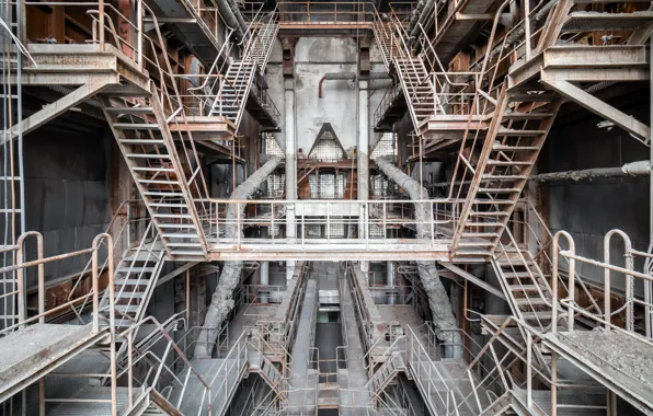 Фон, конструкции, Abandoned powerplant