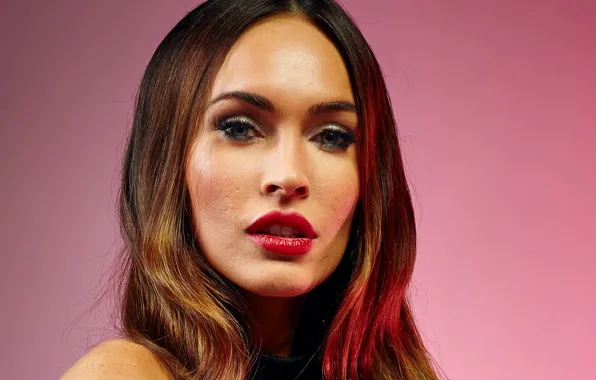 Взгляд, Меган Фокс, Megan Fox, макияж, актриса, брюнетка, hair