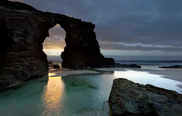 Картинка пляж, пейзаж, океан, скалы, рассвет, скала арка