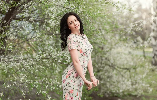 Картинка pose, dress, brunette, tree, Георгий Дьяков