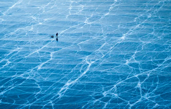 Человек, лёд, рыбак, Россия, озеро Байкал