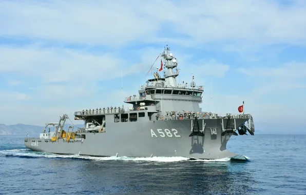 ВМС Турции, TCG Alemdar, спасатель подводных лодок