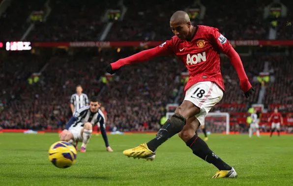 Young, Manchester United, old trafford, red devil