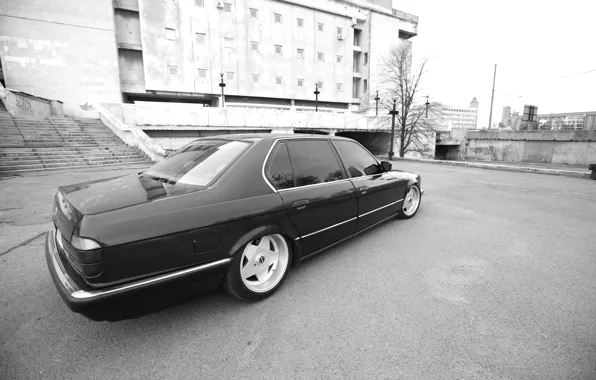 Черно-белый, BMW, темно-красная, E32