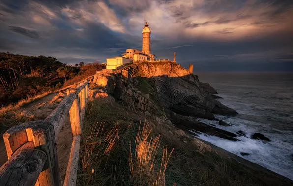 Картинка море, скала, побережье, маяк, Испания, Spain, Бискайский залив, Cantabria