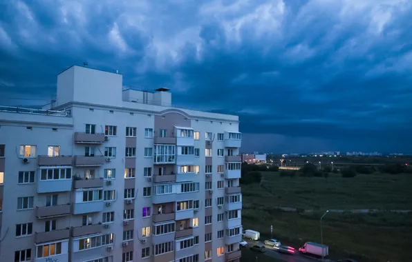 Картинка лето, небо, тучи, дом, пасмурно, здание, вечер, август