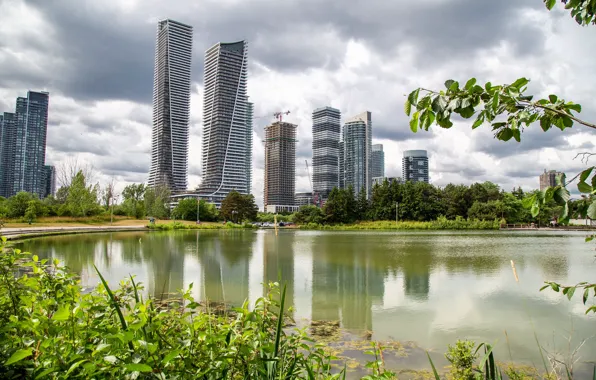 Картинка солнце, облака, деревья, пруд, парк, дома