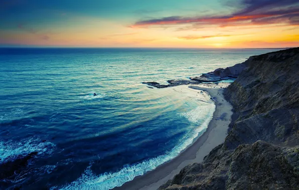 Картинка песок, море, закат, обрыв