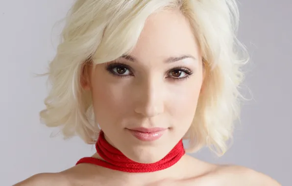 Картинка взгляд, лицо, модель, блондинка, Lily Labeau