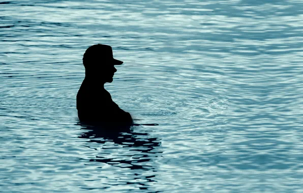 Ocean, loneliness, silhouette, shadows and light