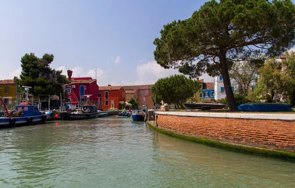 Картинка небо, деревья, лодка, дома, Италия, Венеция, канал, остров Бурано