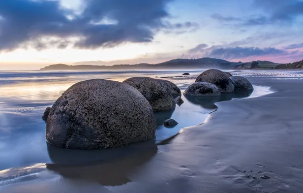 Картинка море, пляж, небо, облака, камни, побережье, Новая Зеландия, Waikawau Bay