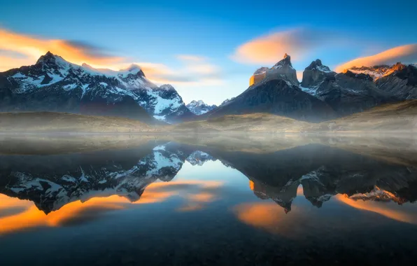 Картинка отражения, озеро, дымка, Чили, Южная Америка, Патагония, горы Анды