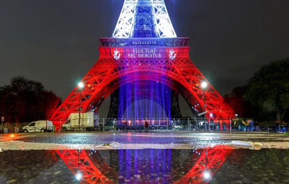 Картинка свет, огни, отражение, краски, Франция, Париж, Эйфелева башня